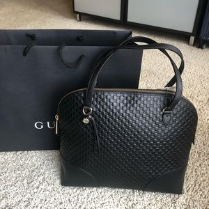 Authentic Gucci mediumhandbag brand new